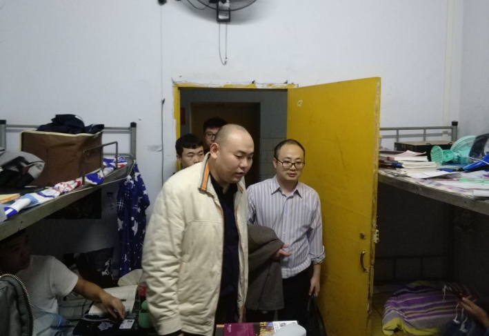 寝室检æ?.JPG 寝室检æ?.JPG