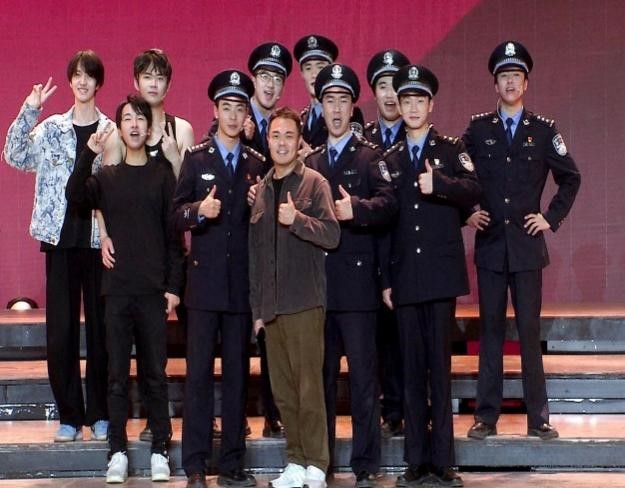 舞台剧《使命》倾情演绎“资警先锋”先进事迹