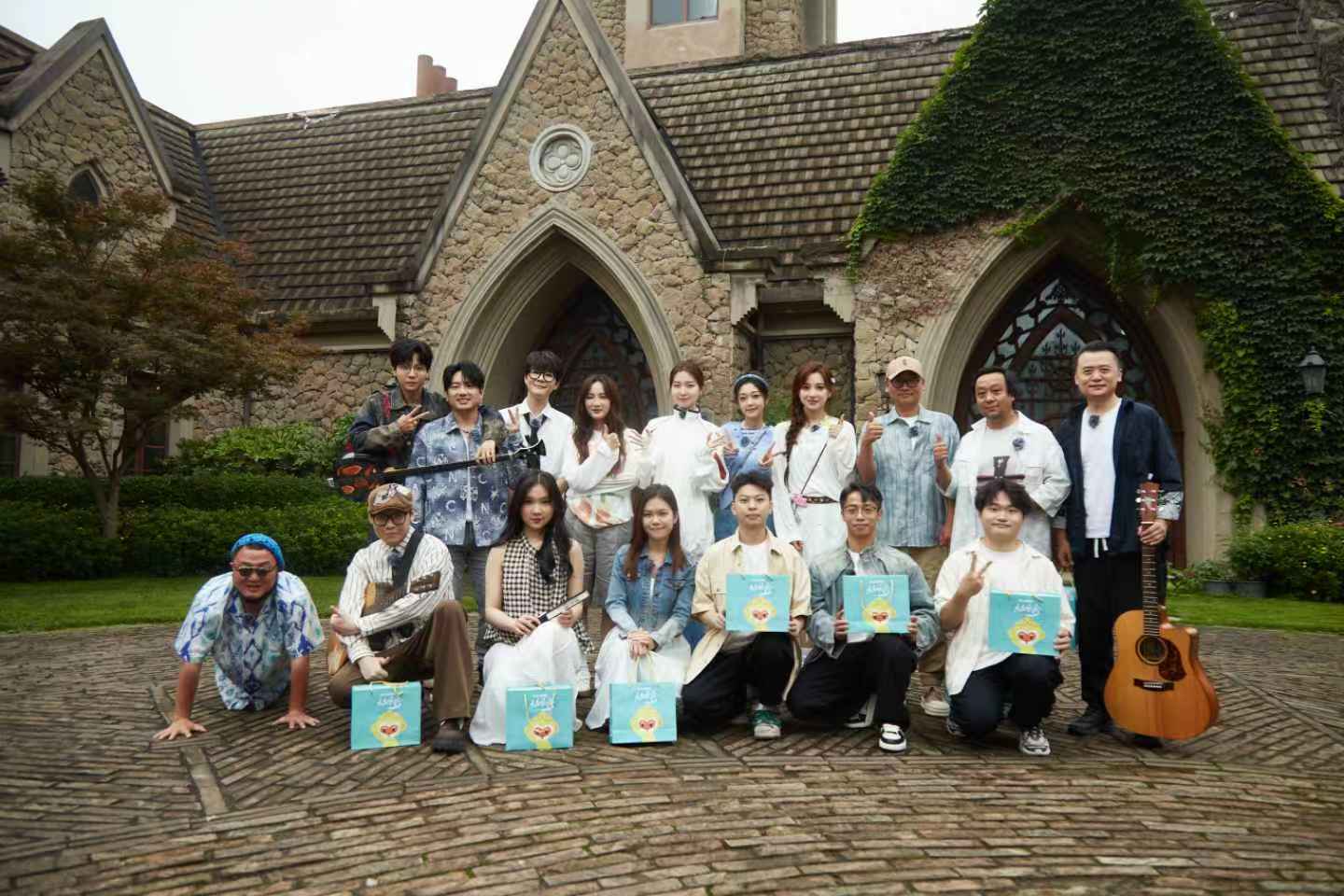 乐在旅途 合照.jpg